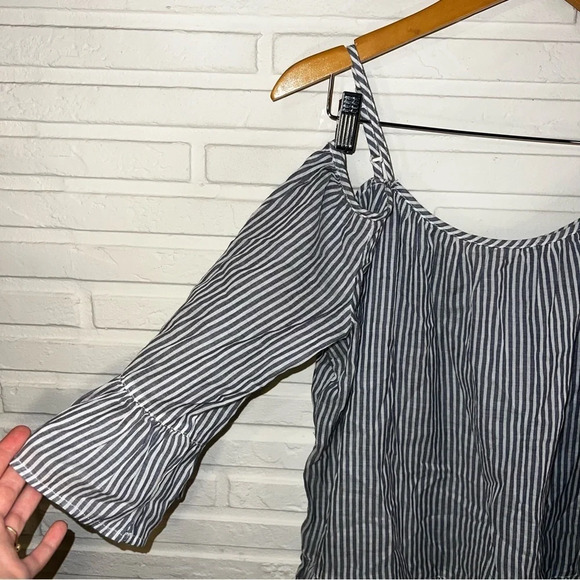 Beachlunchlounge Gray White Striped Cotton Cold Shoulder Top, Women’s Size Small - Picture 5 of 7